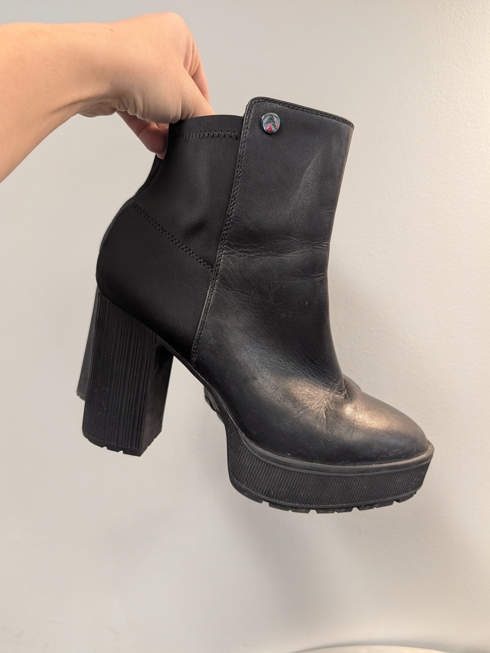 Women's Black Platform Ankle Boots - Chunky Heel Winter Boots 8 Artica